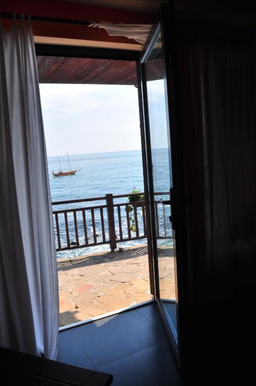 Deep Blue Guest House Sozopol Habitación foto